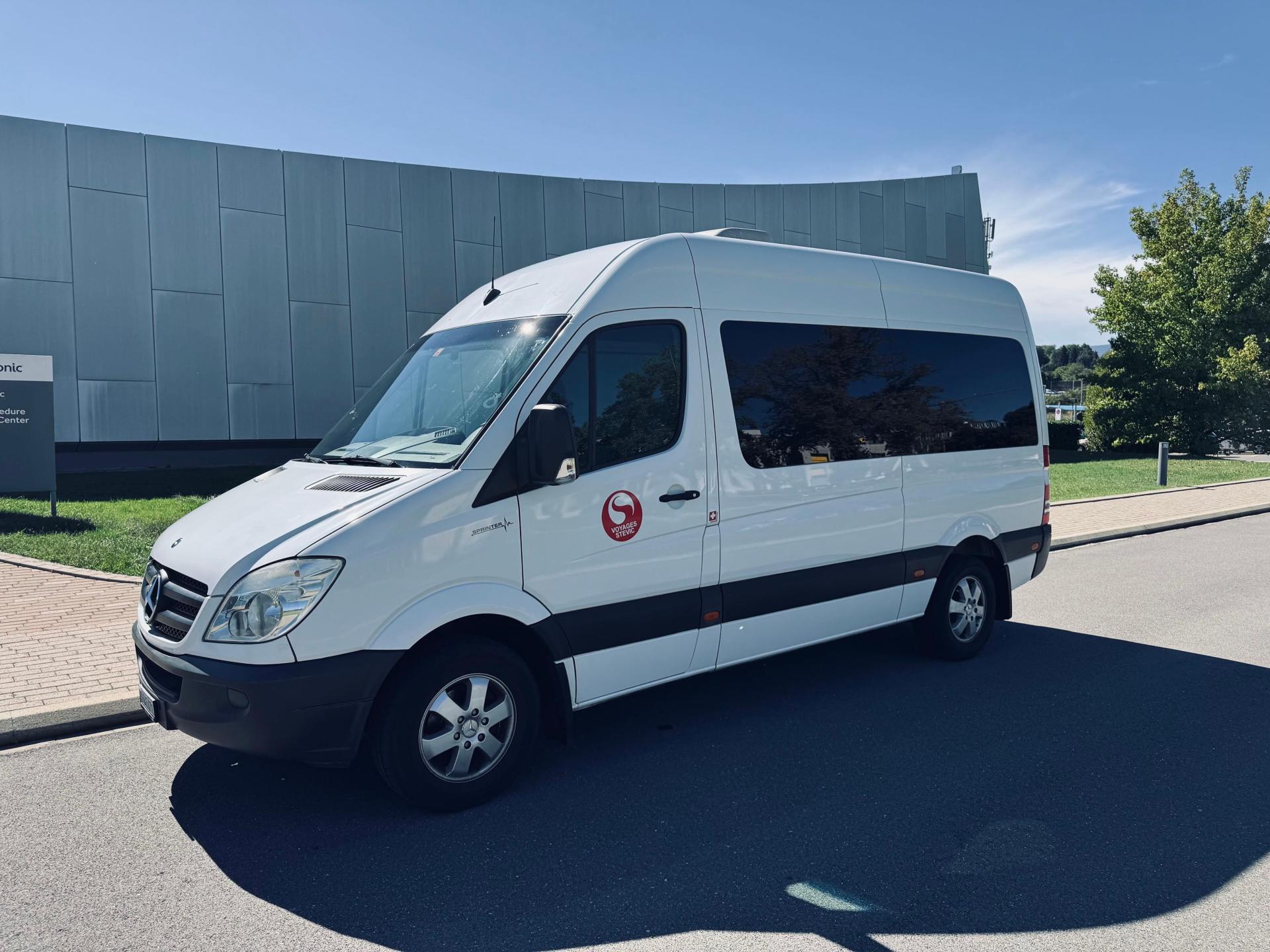 Minibus Mercedes-Benz Sprinter 13 places